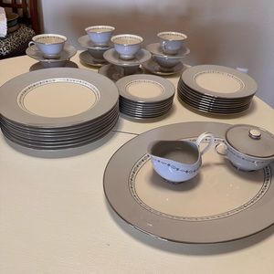 12 piece Franciscan Crown Jewel China set